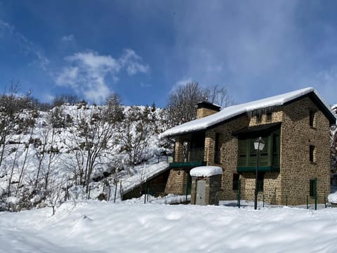 Property building, Winter