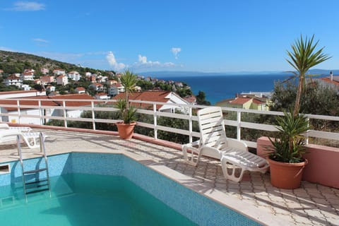 Bird's eye view, Balcony/Terrace, Pool view, Sea view, Swimming pool, Swimming pool