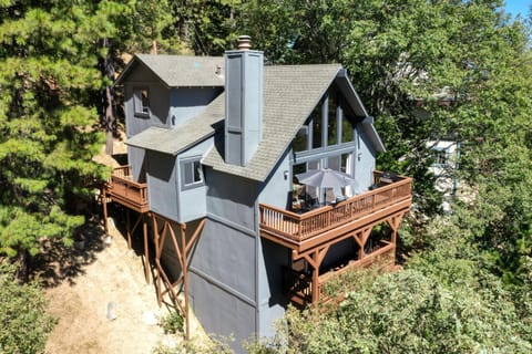 A-Frame Cabin with Game Room and Mountain Views! House in Lake Arrowhead
