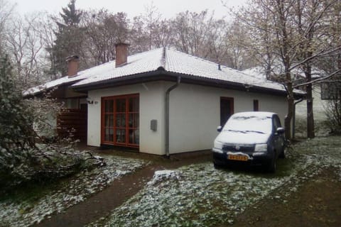 Gemütlicher Ferienbungalow in Frankenau, kostenloses WLAN House in Frankenau