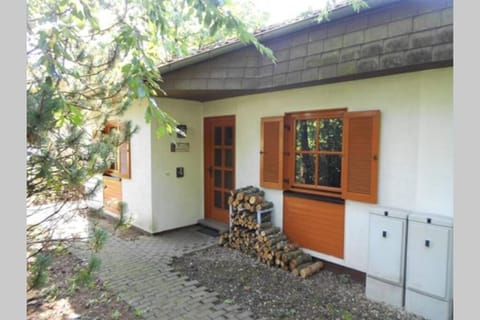 Gemütlicher Ferienbungalow in Frankenau, kostenloses WLAN House in Frankenau