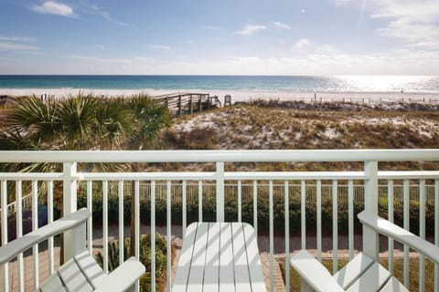 Pelican Isle 202 Apartment in Okaloosa Island