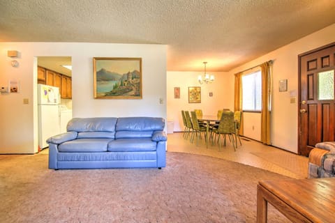 Quaint Pet-Friendly Cabin in South Lake Tahoe! House in South Lake Tahoe