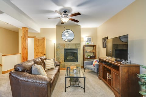 Less Than 1 Mi to Hot Spring Condo in Pagosa Springs! Apartment in Pagosa Springs