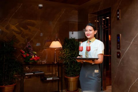 Staff, People, Lobby or reception, Non alcoholic drinks