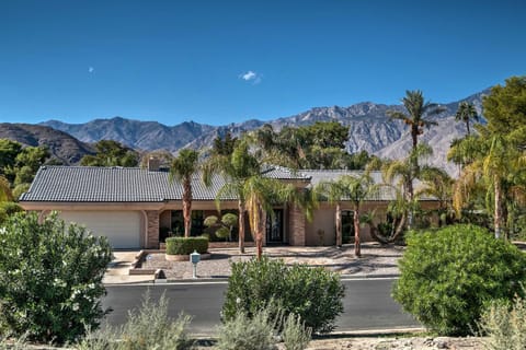 Palm Springs Golf Course Home Private Pool and Spa! Haus in Cathedral City