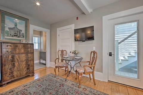 Cozy Provincetown Studio with Easy Access to Beaches! Copropriété in Provincetown