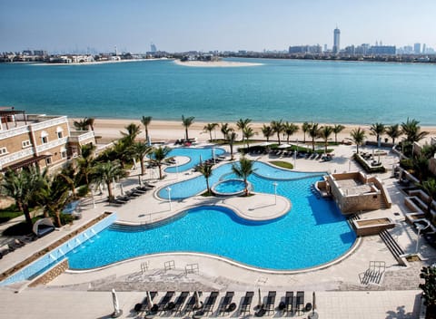 Luxury Apartments at Balqis Residence Condominio in Dubai