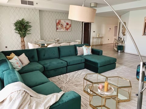 Luxury Apartments at Balqis Residence Condominio in Dubai