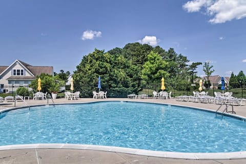 Ocean View Condo with Pool and Golf Course Access Condominio in Sussex County
