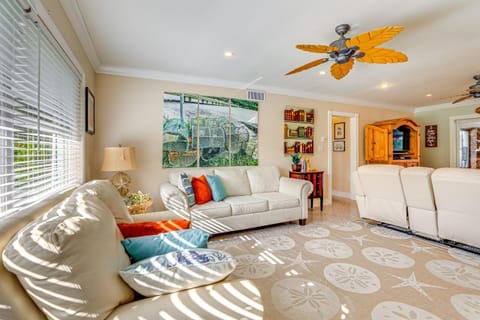 Quiet Sarasota Retreat - 6 Mi to Siesta Key Beach! House in Sarasota