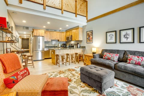 Mtn-View Frisco Gem with Resort Perks Apartment in Frisco