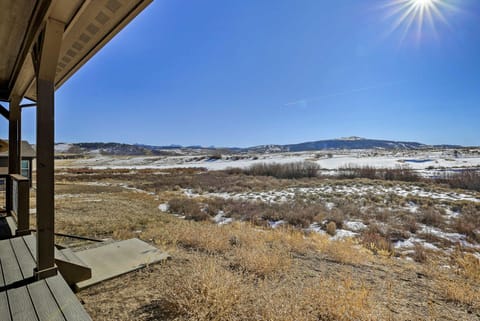 Expansive Mountain Retreat - 3 Mi to Granby Ranch! Haus in Granby