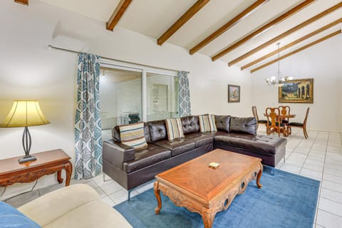 Charming San Antonio Abode about 10 Mi to River Walk! House in San Antonio