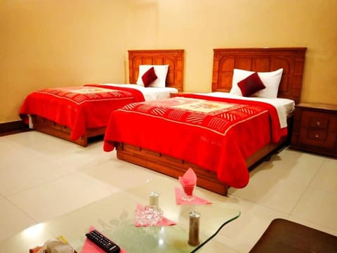 Royal Residency Guest House Karachi Bed and Breakfast in Karachi