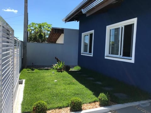 Casa Azul Casa in Balneário Barra do Sul