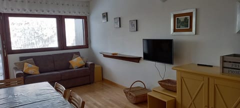 Complesso “I Dadi” Apartment in Breuil-Cervinia