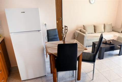 Papi's Free Parking Apartments 2 - 1 Bedroom Condo in Alexandroupoli