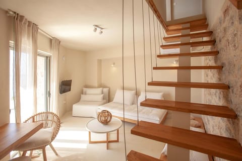 Katikies Manis Suites Villa in Messenia