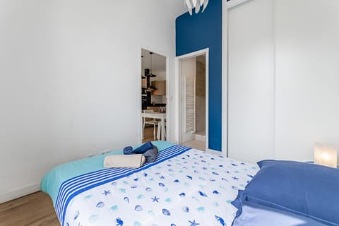 CHARMING BRIGHT AND EQUIPPED APARTMENT Condo in Marseille
