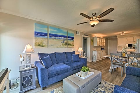 Soothing Oceanview Condo with Direct Beach Access! Copropriété in Atlantic Beach