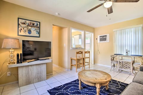 Pompano Beach Retreat 1 Mi to Oceanfront Fun House in Pompano Beach