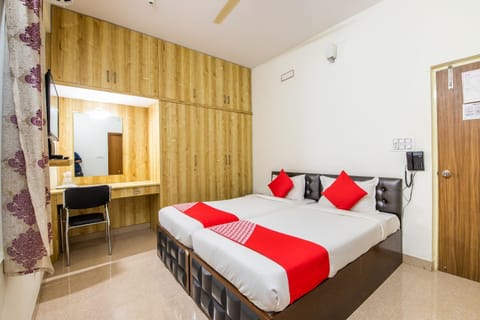 OYO Flagship 69694 Sagar Comforts Hotel in Bengaluru