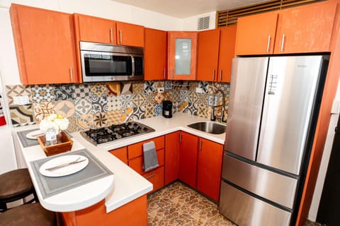 Cozy apartment with pkg and laundry. Pet friendly Apartamento in Ponce