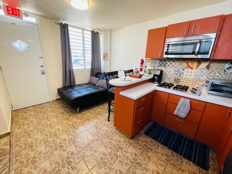 Cozy apartment with pkg and laundry. Pet friendly Apartamento in Ponce