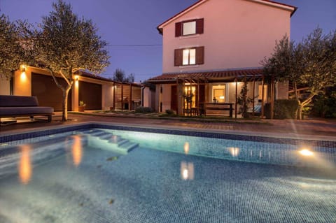 Charming villa Donatella with private pool in Pula Villa in Medulin