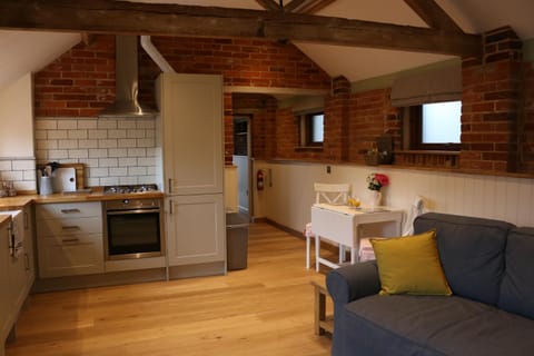 Blashford Manor Farmhouse - New Forest Cottage House in Ringwood