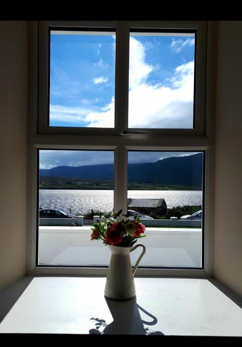 Barr an Uisce House in County Mayo