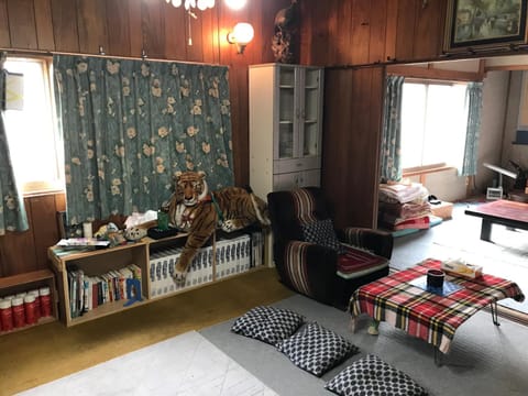 Guest House Salt Beach Bed and Breakfast in Tokyo Prefecture