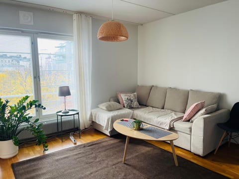 Scandinavian design heart City Center Runeberginkatu Apartment in Helsinki
