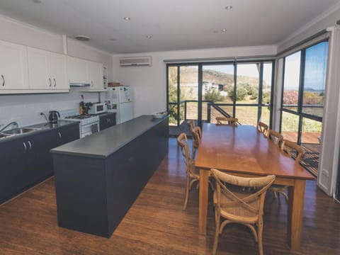 20 Lady Bay Road House in Normanville