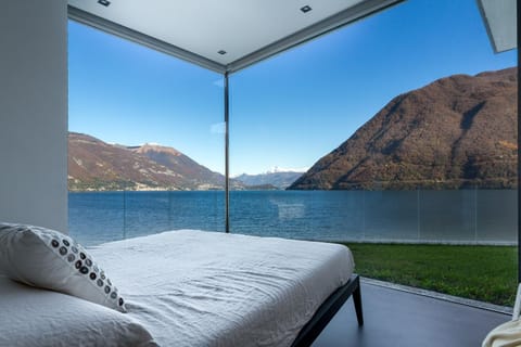 Marvelous Lake Destination eco-friendly villa Villa in Canton of Ticino