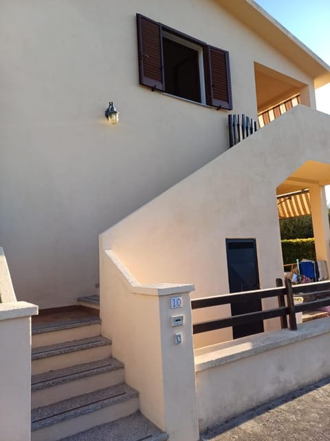 La Casa di Robertino Apartment in San Teodoro