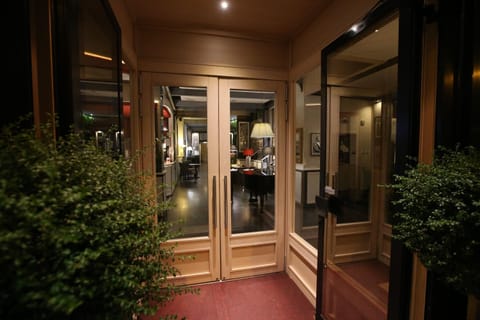 Facade/entrance, Lobby or reception