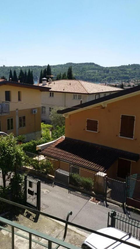 Neighbourhood, Balcony/Terrace, City view, Street view