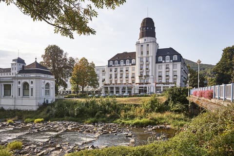 Steigenberger Hotel Bad Neuenahr Hotel in Bad Neuenahr-Ahrweiler