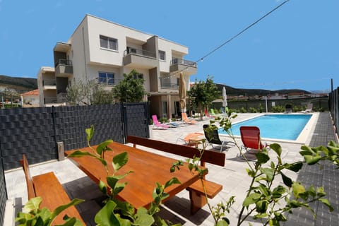 Apartments Bulli Condo in Trogir