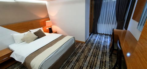 Bulvar Hotel Hôtel in Izmir