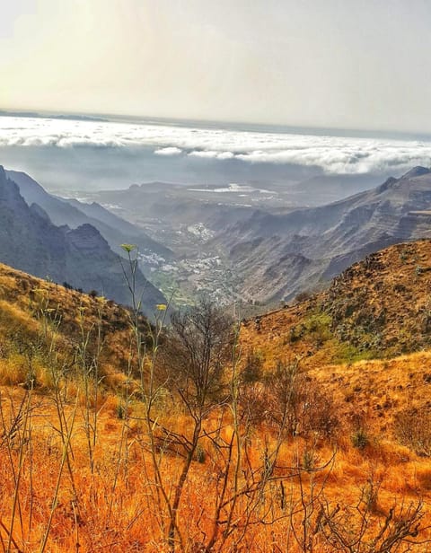 Los Andenes Cave Chalet in Comarca Norte