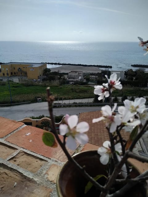 Mansarda mare red Apartment in Sciacca