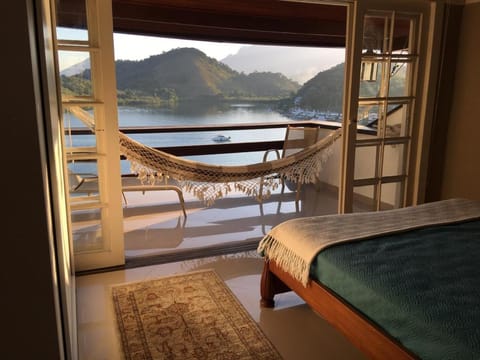 #Casa vista para o mar, montanha, praia exclusiva. Villa in State of Rio de Janeiro