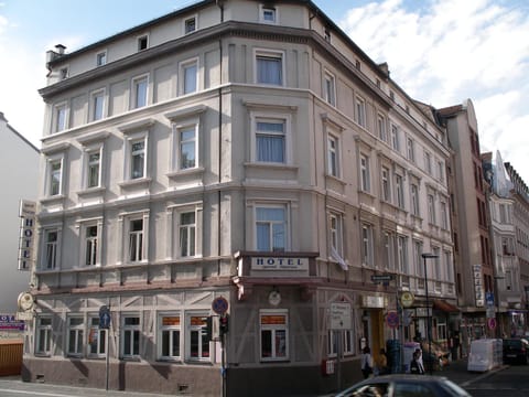 Hotel garni Djaran Hôtel in Offenbach