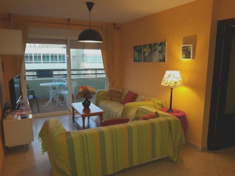 3 bedrooms apartement at Matalascanas Almonte 200 m away from the beach with sea view shared pool and furnished terrace Condominio in Matalascañas