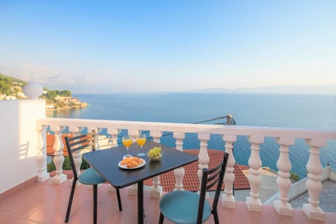 Family Beach Rooms Hotel in Split-Dalmatia County