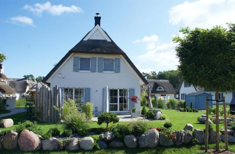 Ferienhaus Poolhaus House in Glowe