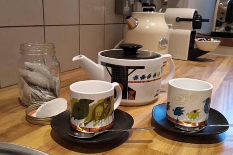 Coffee/tea facilities, Kitchen or kitchenette